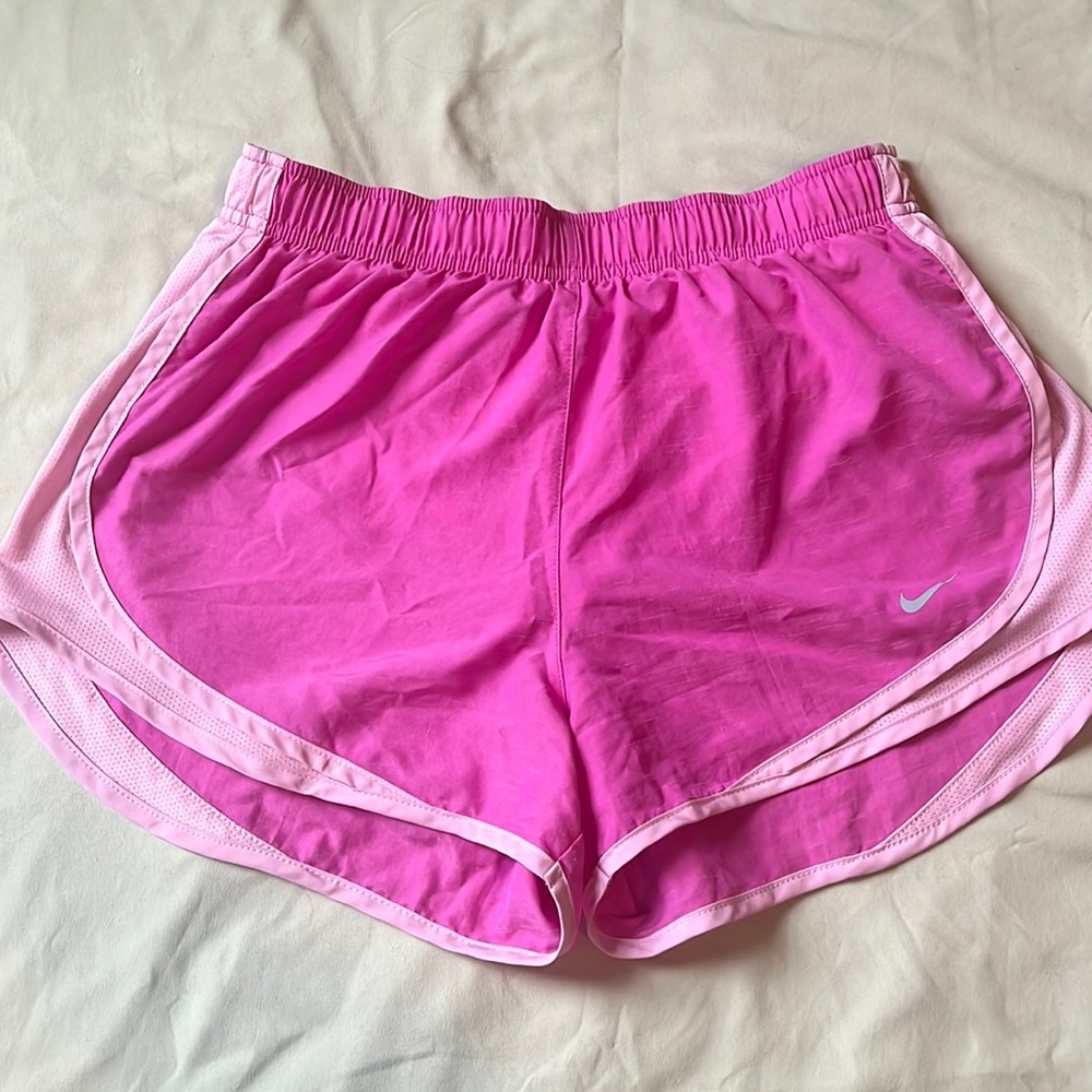 Women’s Nike athletic shorts size medium pink